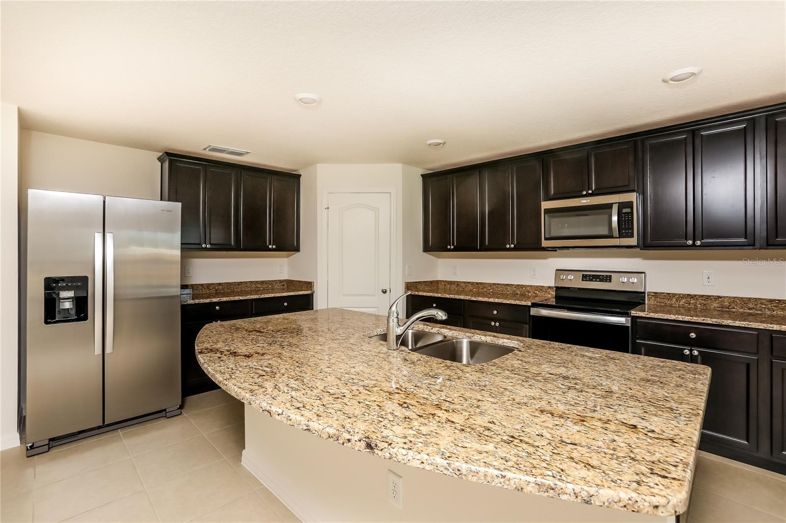 Image 5 of 16 For 35685 Rose Moss Avenue