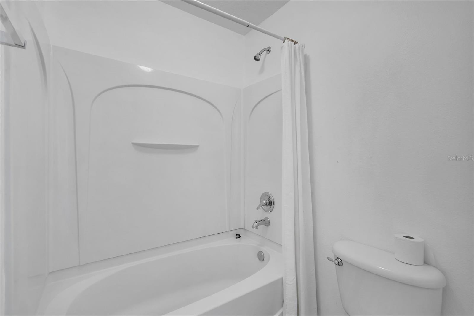 Image 24 of 45 For 2740 Club Cortile Circle A