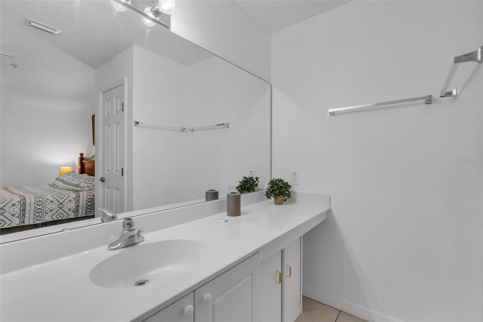 Image 25 of 45 For 2740 Club Cortile Circle A