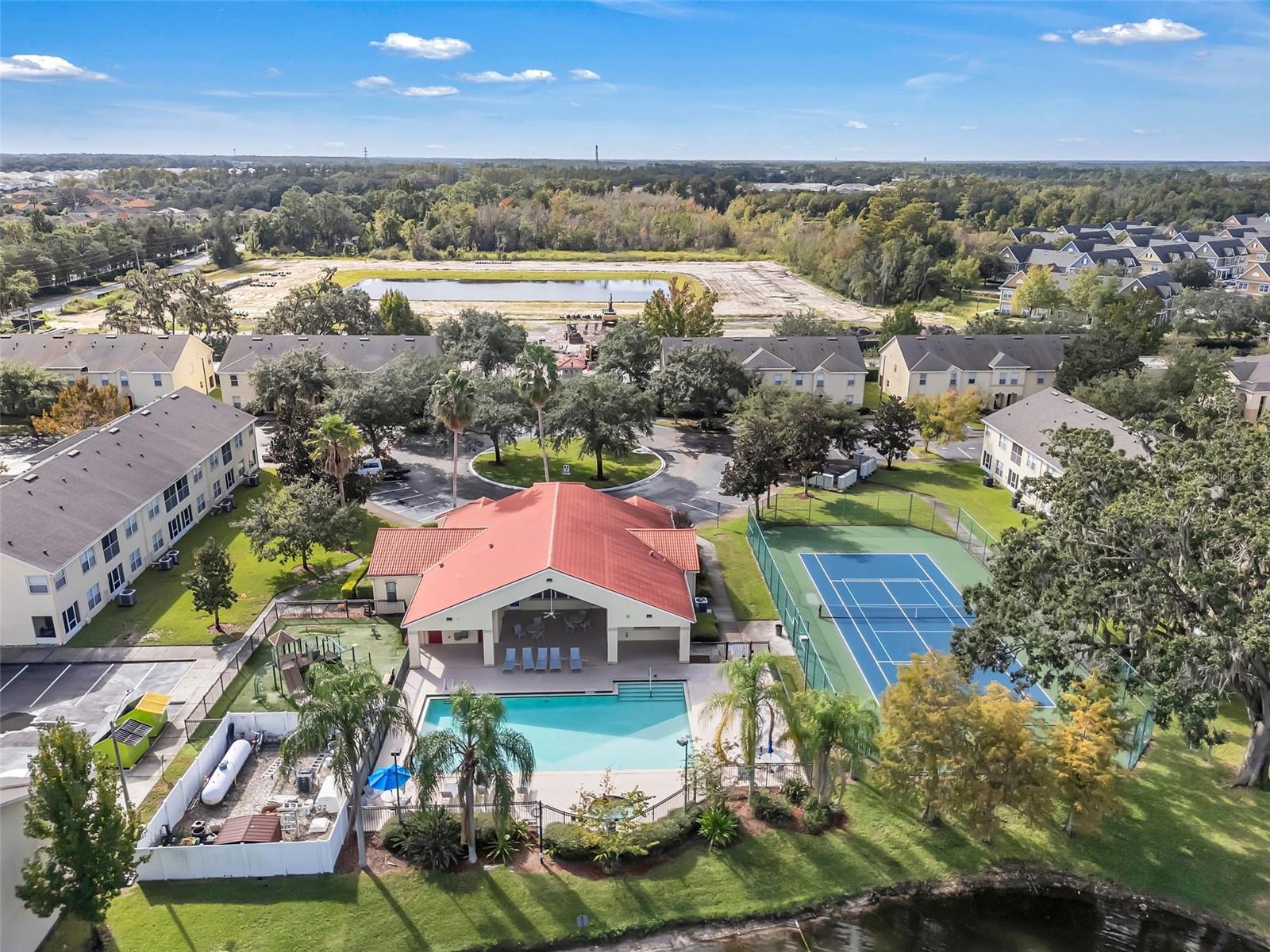 Image 38 of 45 For 2740 Club Cortile Circle A