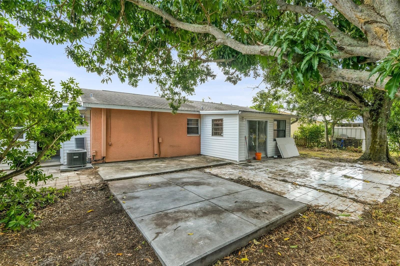 Image 38 of 41 For 10956 92nd Street