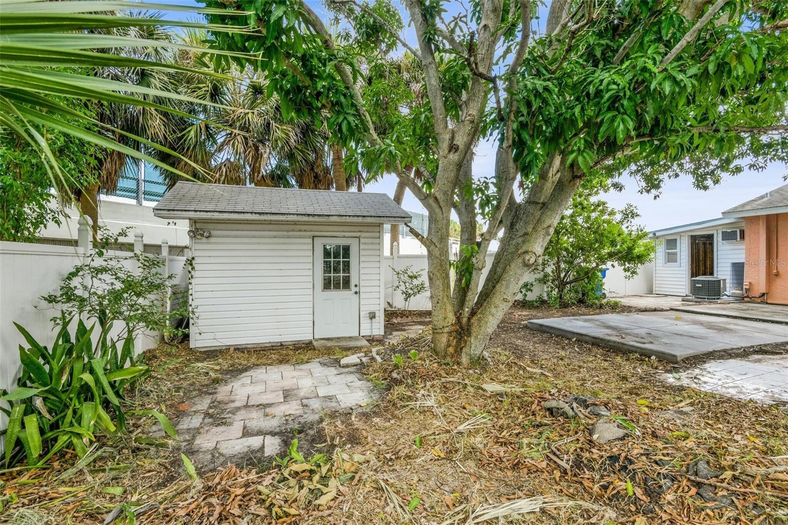 Image 39 of 41 For 10956 92nd Street