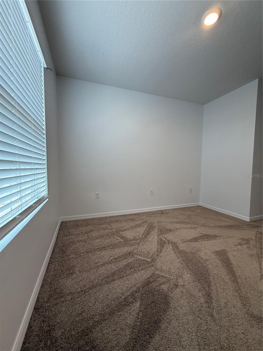 Image 22 of 31 For 170 Feltrim Reserve Boulevard