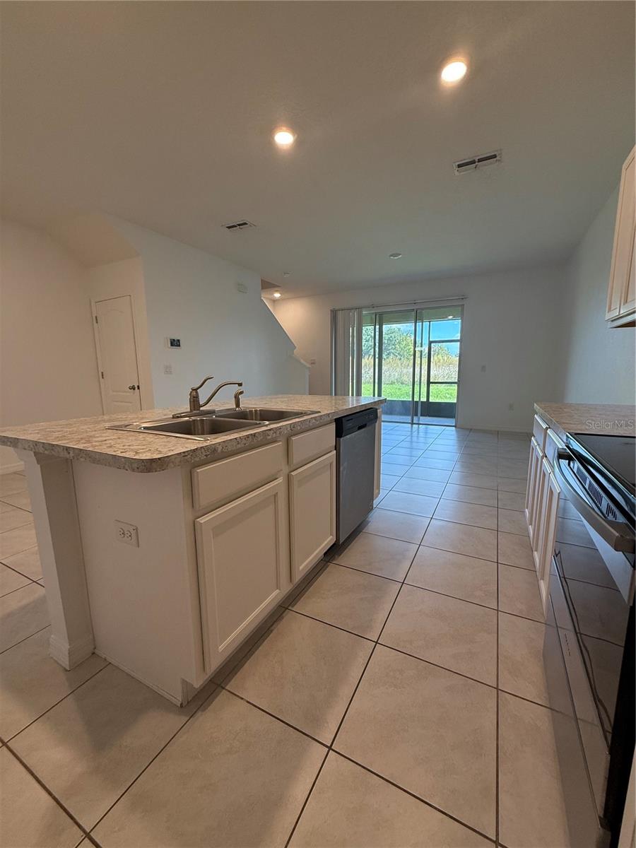 Image 8 of 31 For 170 Feltrim Reserve Boulevard