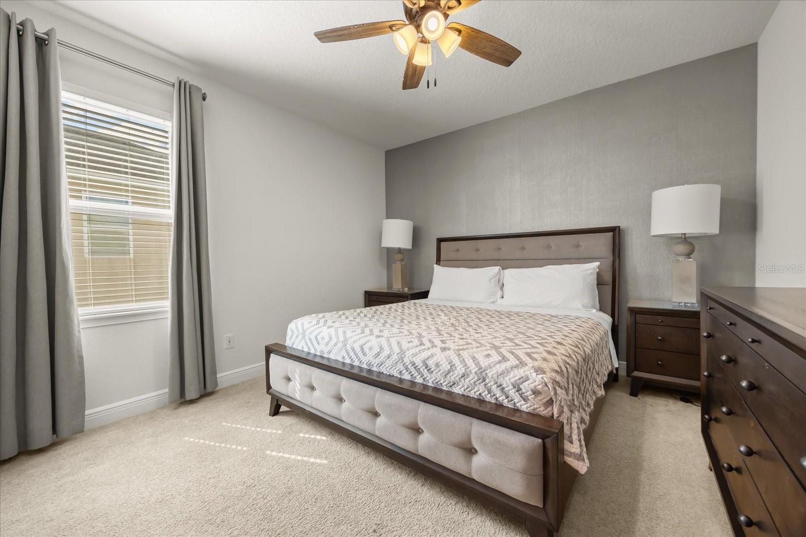 Image 28 of 47 For 390 Burma Street