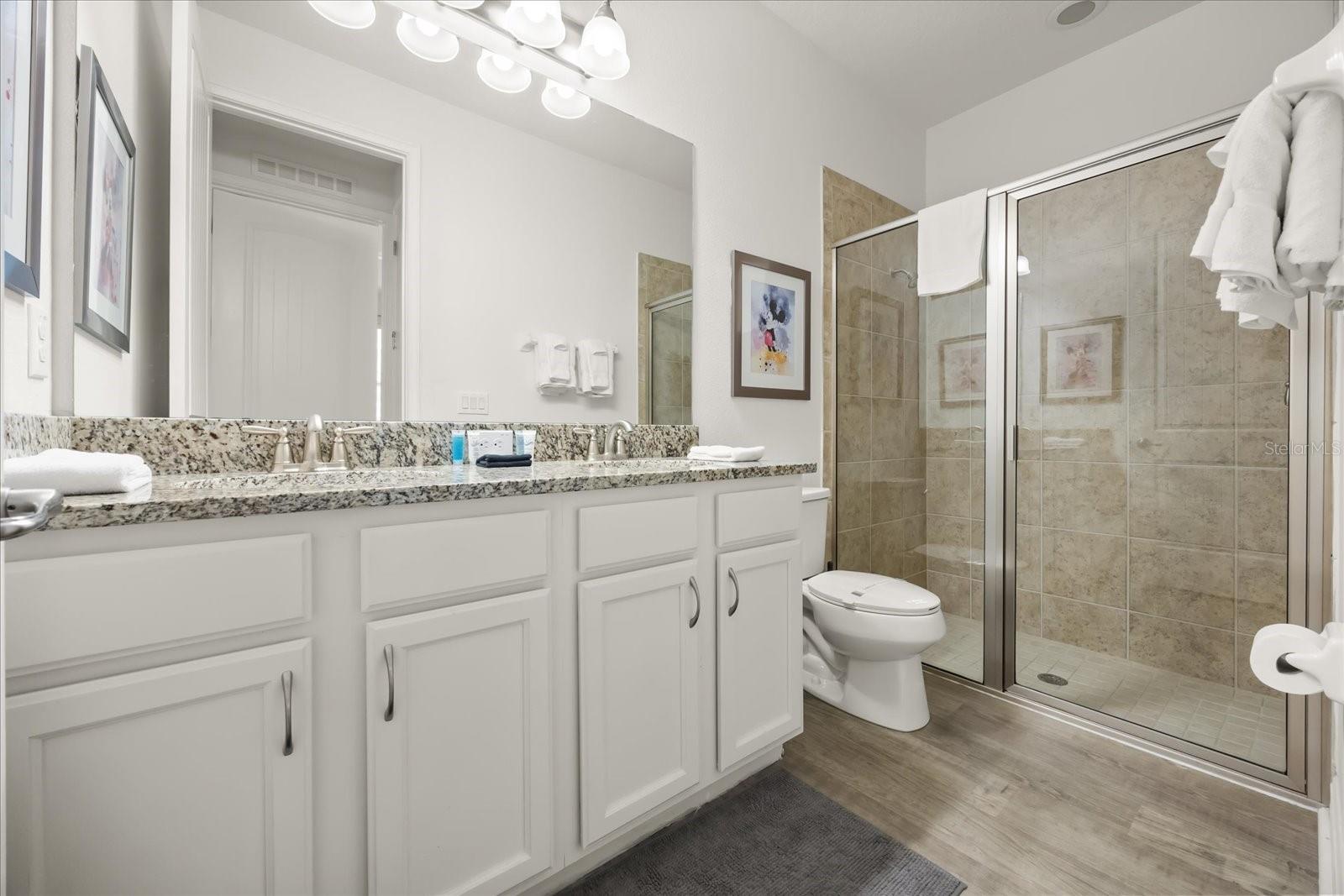 Image 35 of 47 For 390 Burma Street