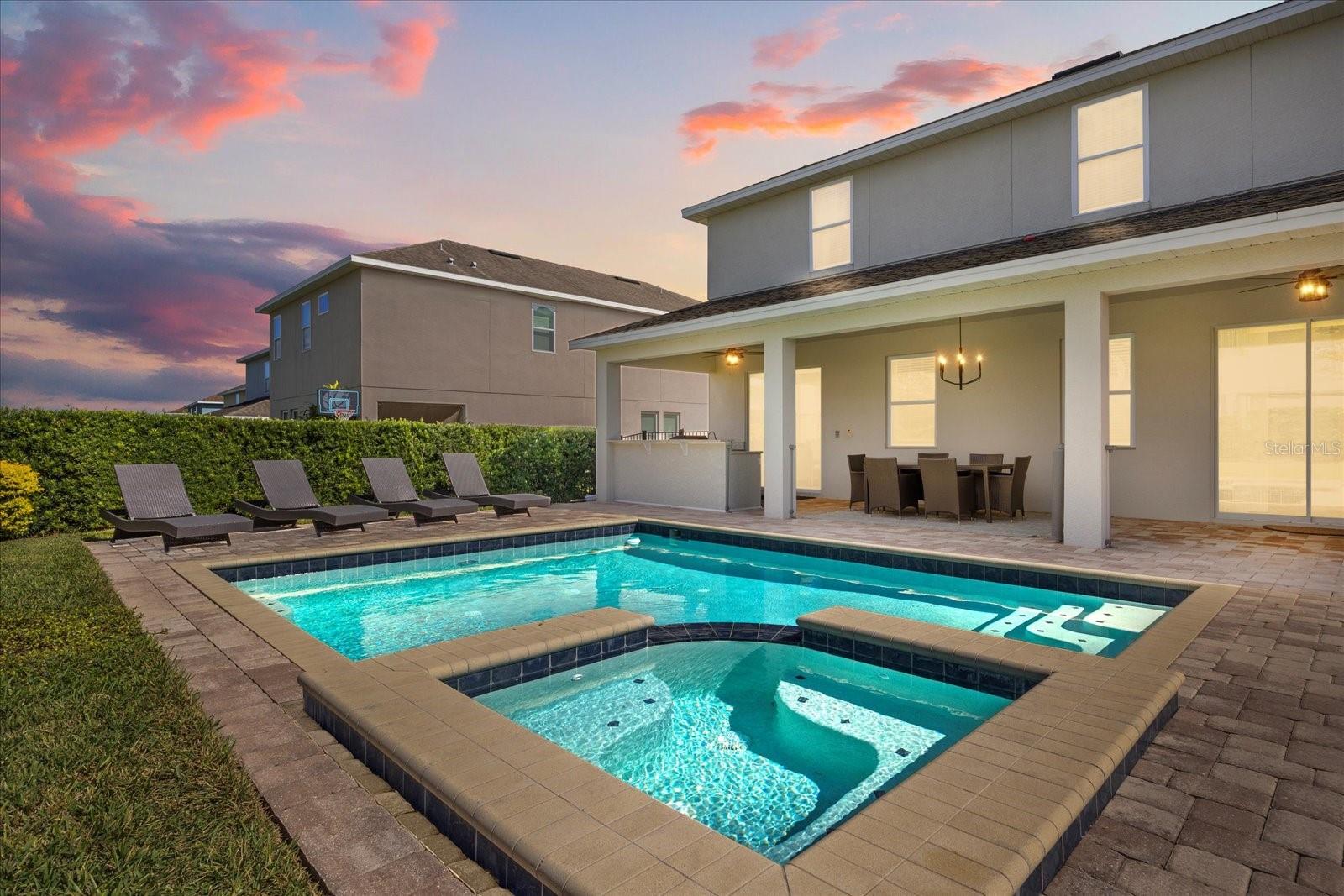 Image 4 of 47 For 390 Burma Street