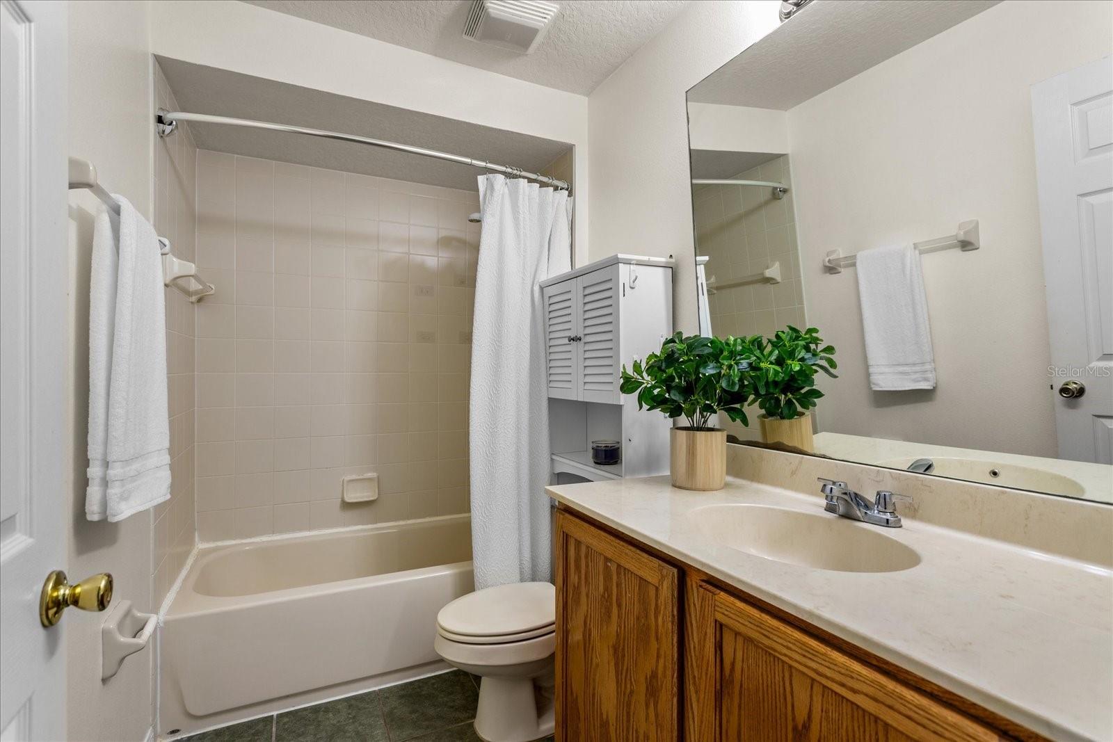 Image 20 of 28 For 106 Spring Glen Drive