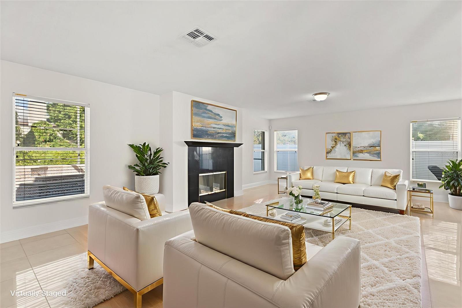 Image 17 of 53 For 821 Eastcliffe Court