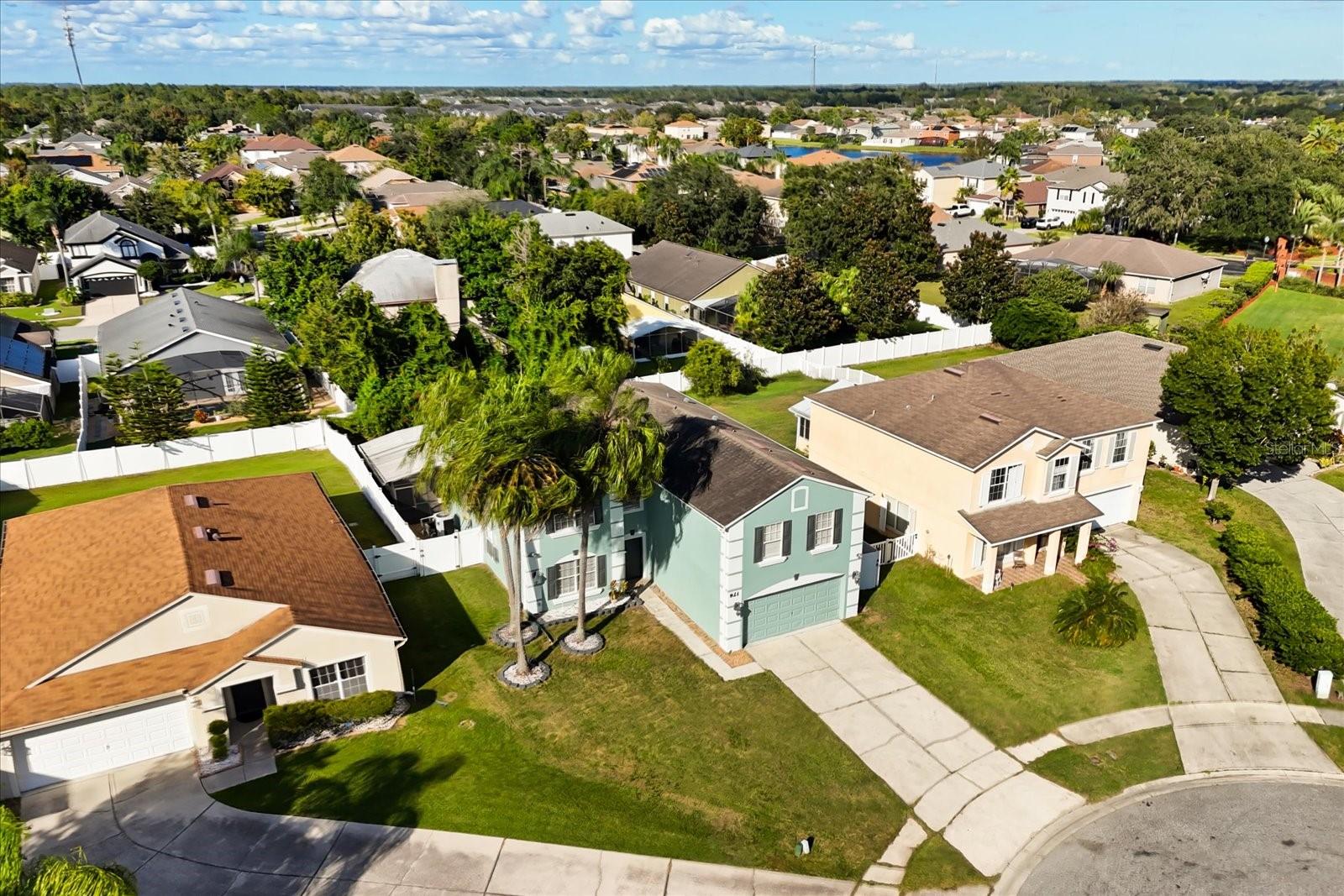 Image 2 of 53 For 821 Eastcliffe Court