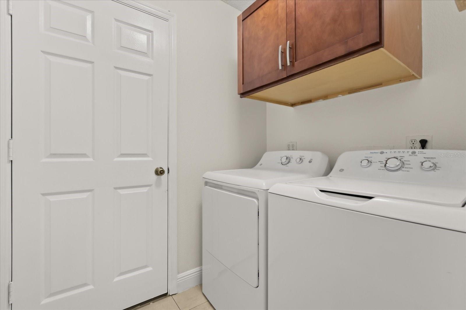 Image 24 of 53 For 821 Eastcliffe Court