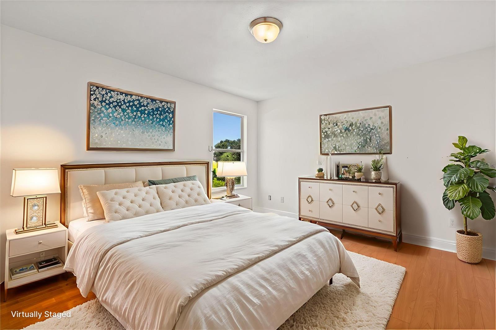 Image 42 of 53 For 821 Eastcliffe Court