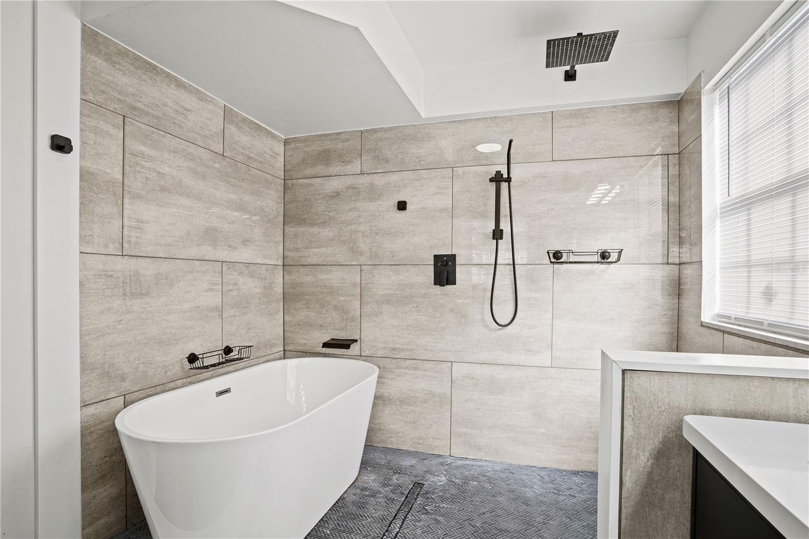 Image 25 of 52 For 6222 Courtney Cove