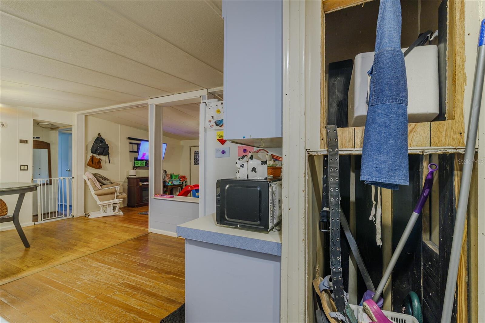 Image 7 of 29 For 4225 178th Terrace