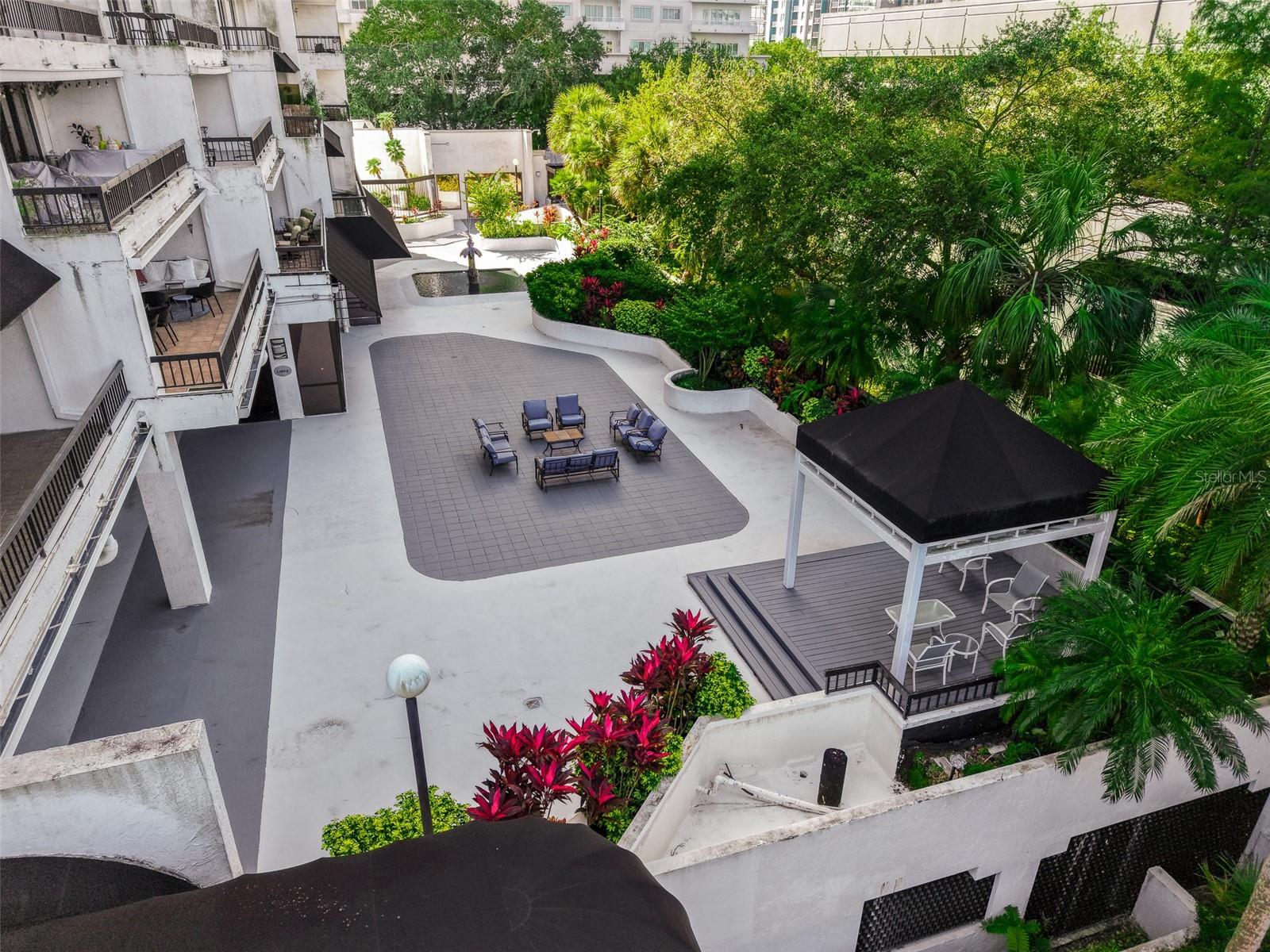 Image 10 of 38 For 530 Central Boulevard 1402