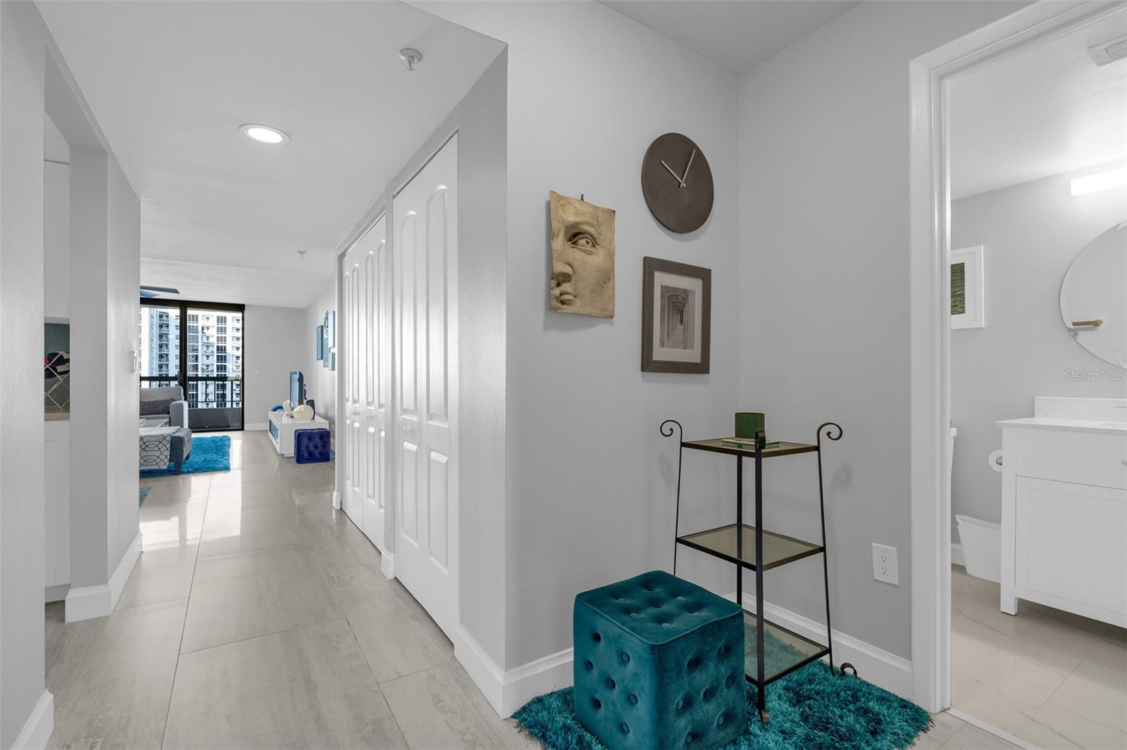 Image 12 of 38 For 530 Central Boulevard 1402