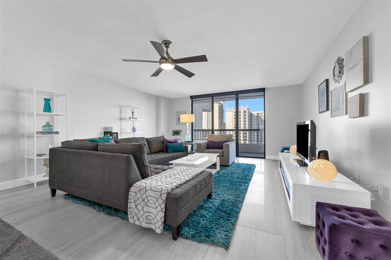 Image 14 of 38 For 530 Central Boulevard 1402