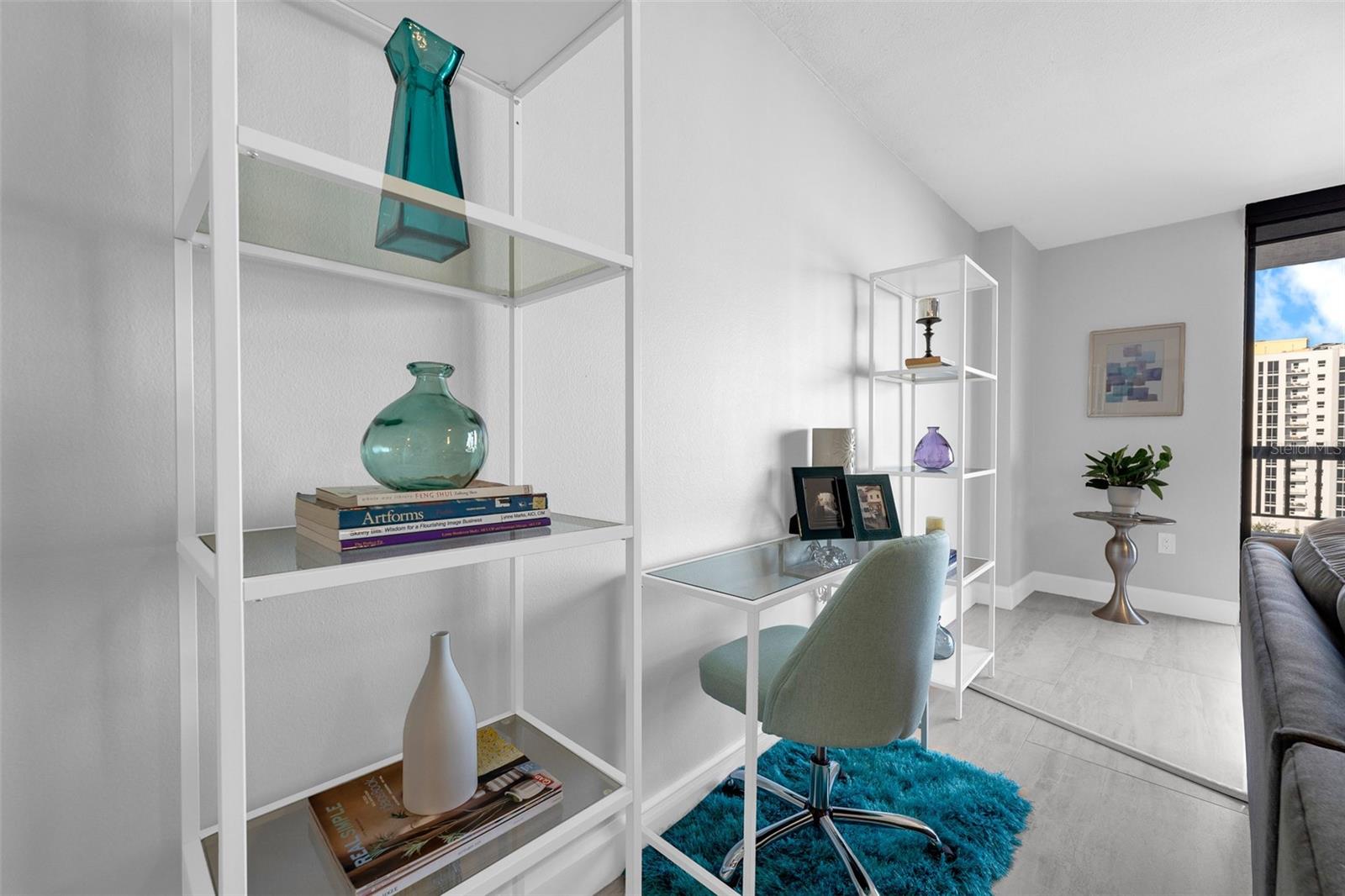 Image 15 of 38 For 530 Central Boulevard 1402