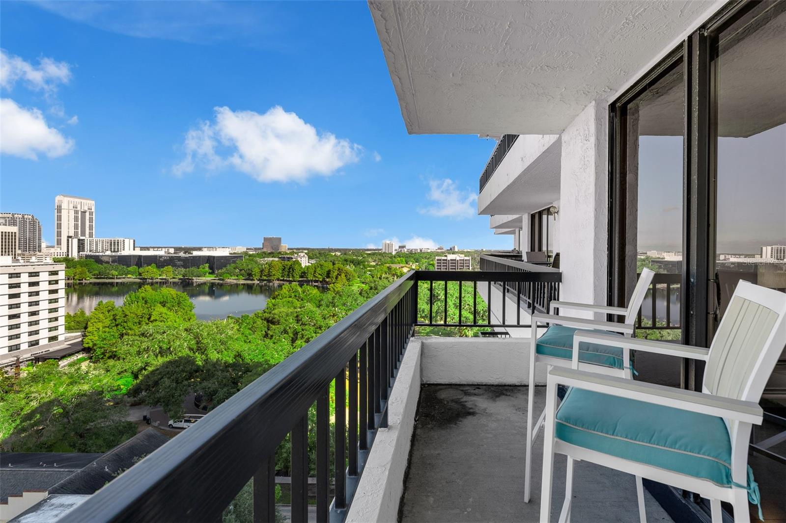 Image 18 of 38 For 530 Central Boulevard 1402