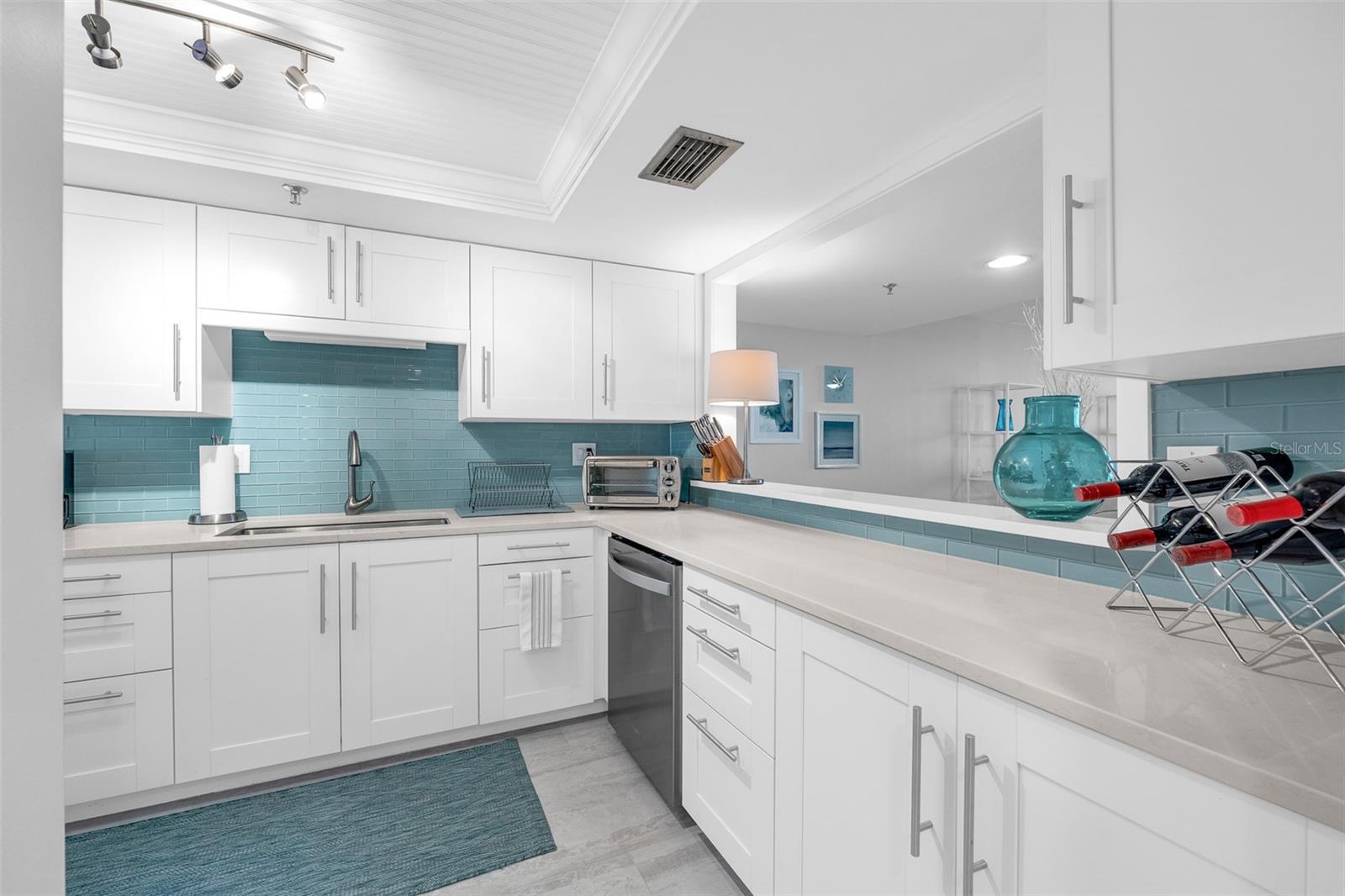 Image 22 of 38 For 530 Central Boulevard 1402