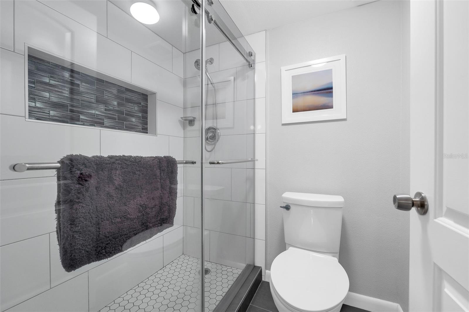 Image 31 of 38 For 530 Central Boulevard 1402