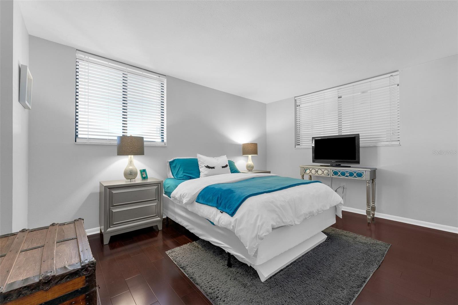 Image 33 of 38 For 530 Central Boulevard 1402