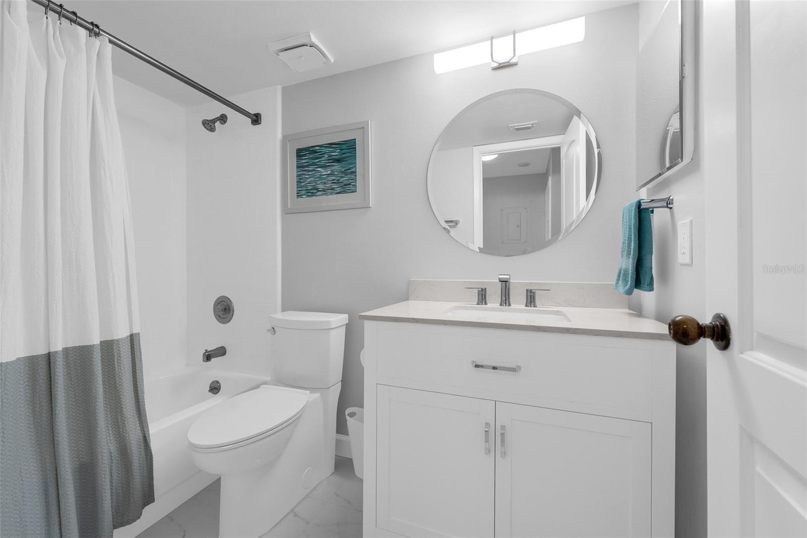 Image 34 of 38 For 530 Central Boulevard 1402