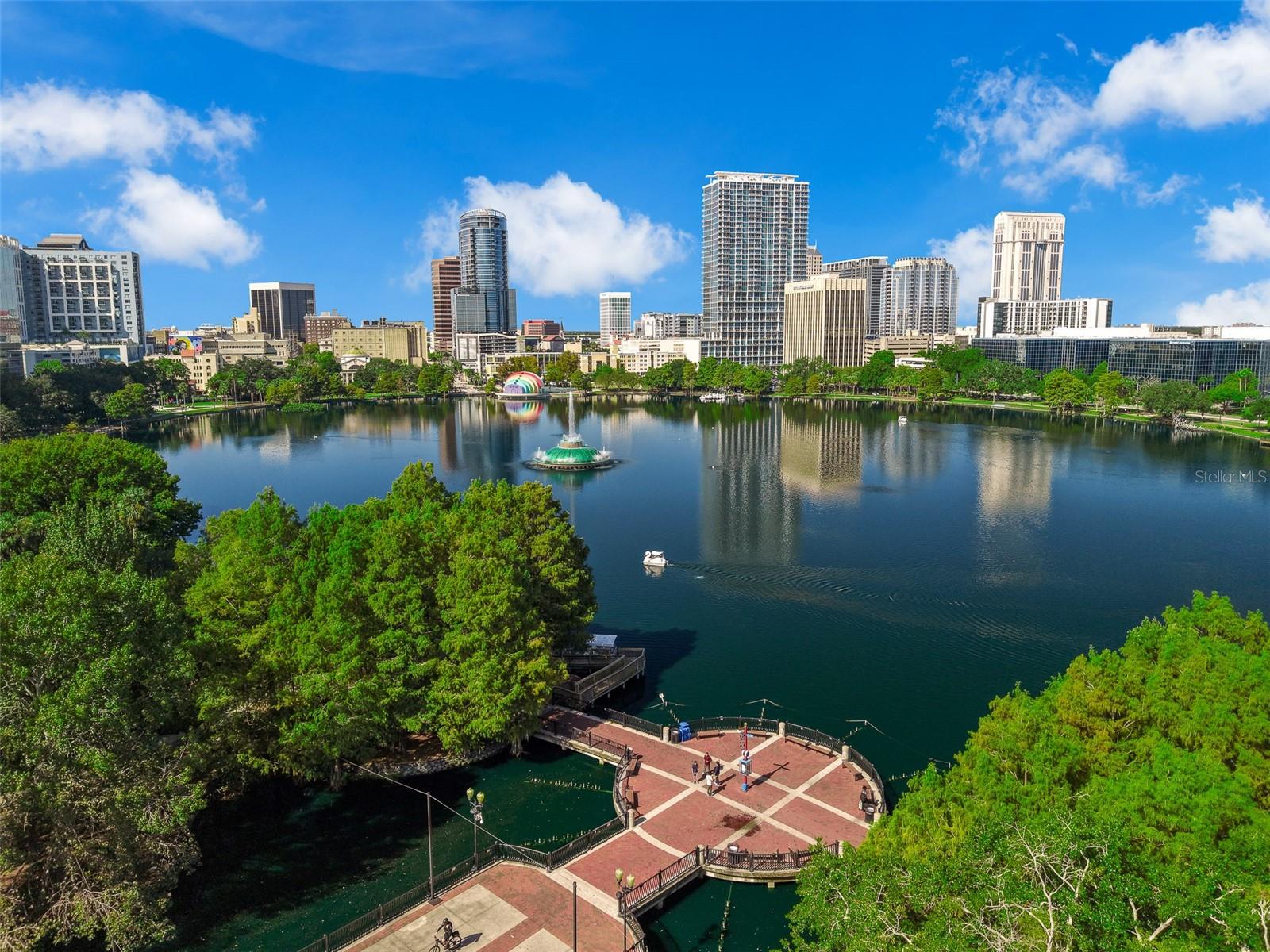 Image 6 of 38 For 530 Central Boulevard 1402