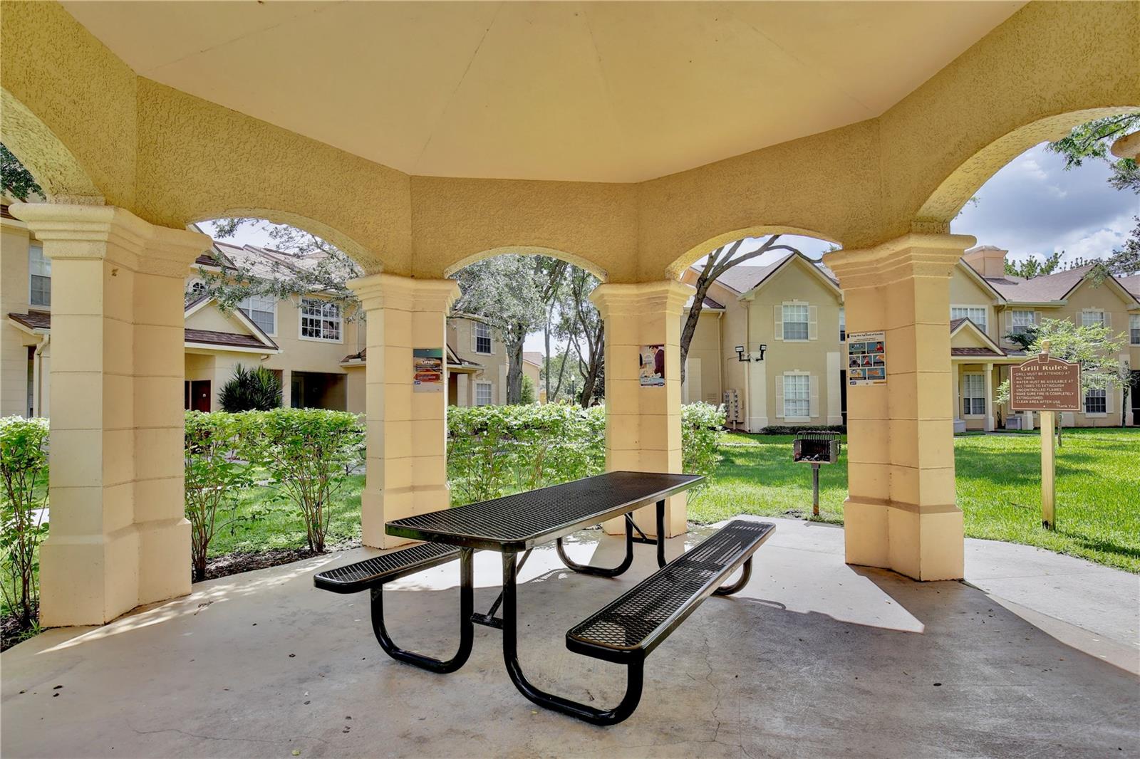 Image 35 of 37 For 824 Grand Regency Point 100