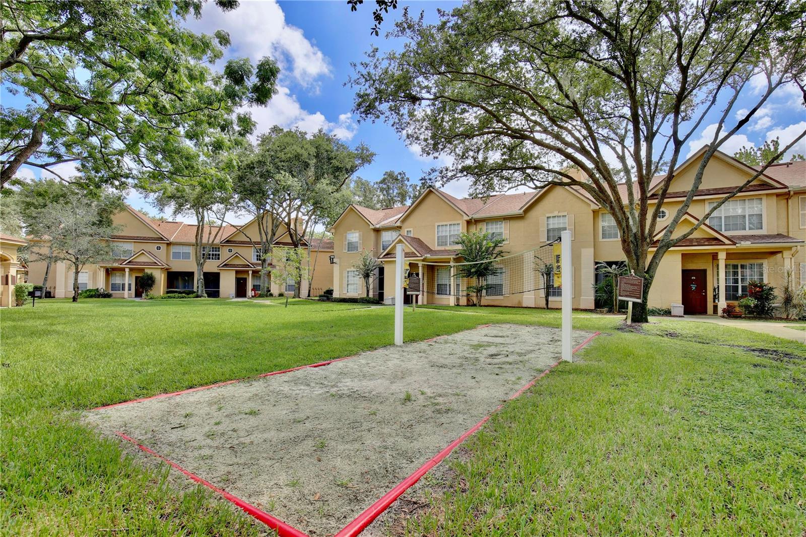 Image 36 of 37 For 824 Grand Regency Point 100