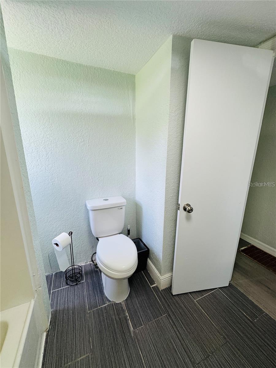 Image 20 of 25 For 368 Alison Daphne Circle