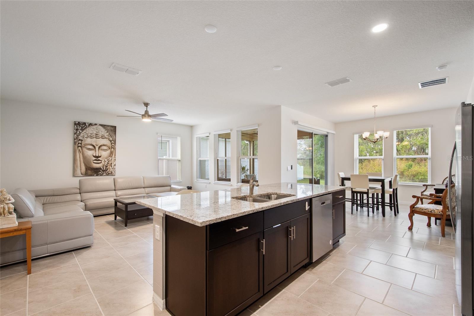 Image 12 of 55 For 2033 Rankin Street