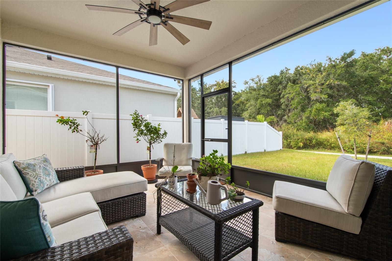 Image 22 of 55 For 2033 Rankin Street