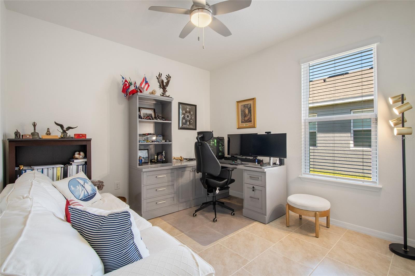 Image 23 of 55 For 2033 Rankin Street