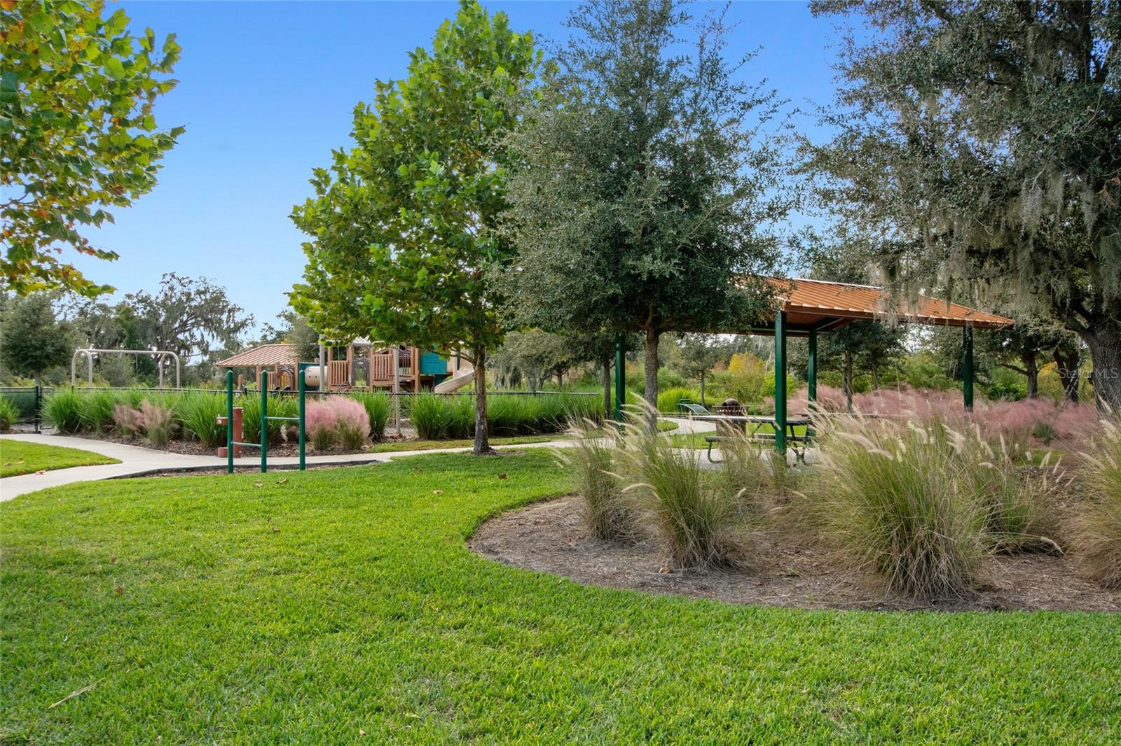 Image 43 of 55 For 2033 Rankin Street