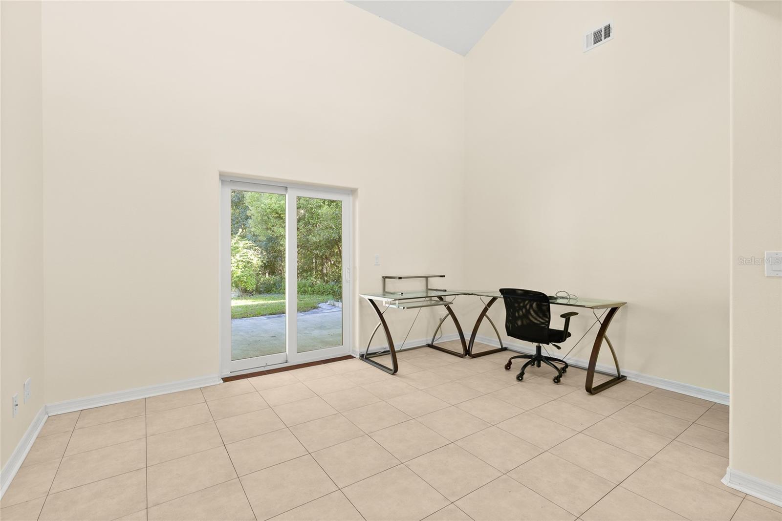 Image 26 of 55 For 4800 Dike Road