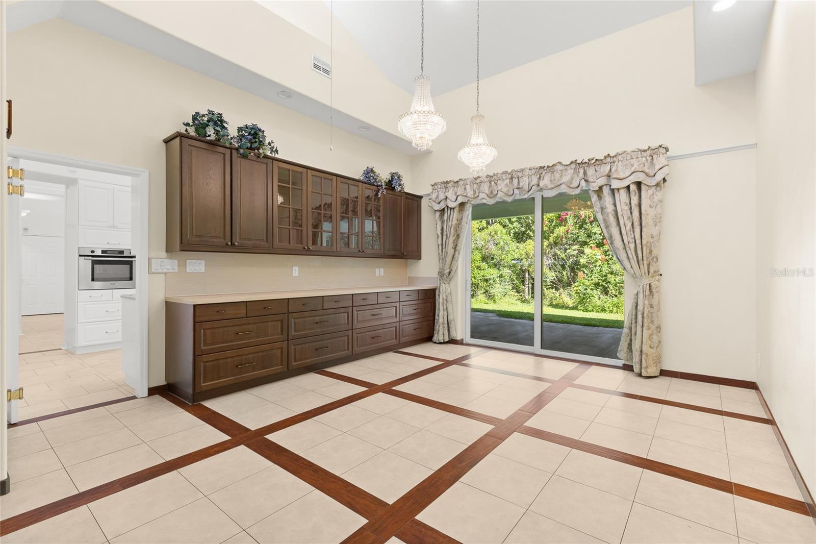 Image 7 of 55 For 4800 Dike Road