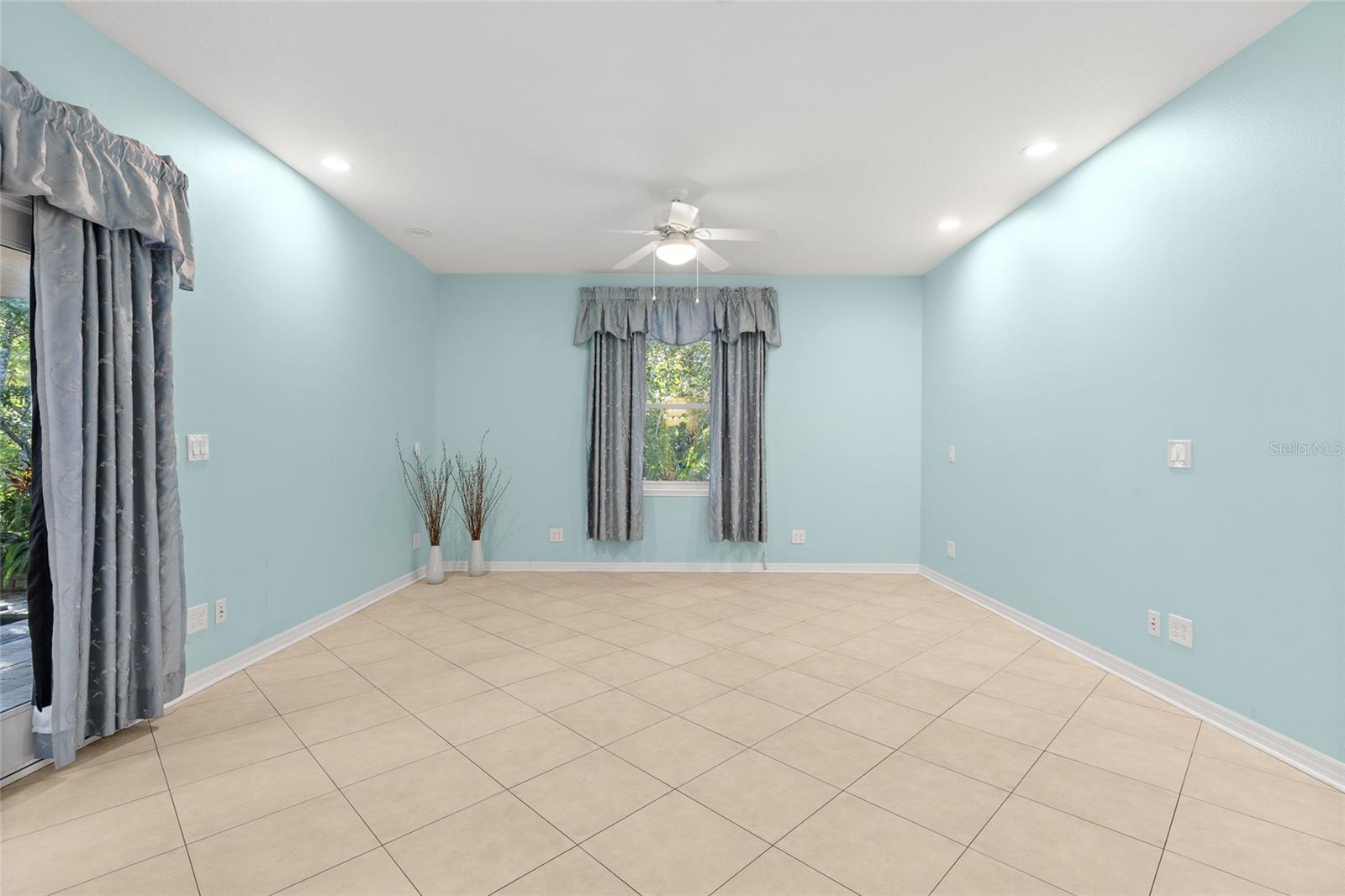 Image 9 of 55 For 4800 Dike Road