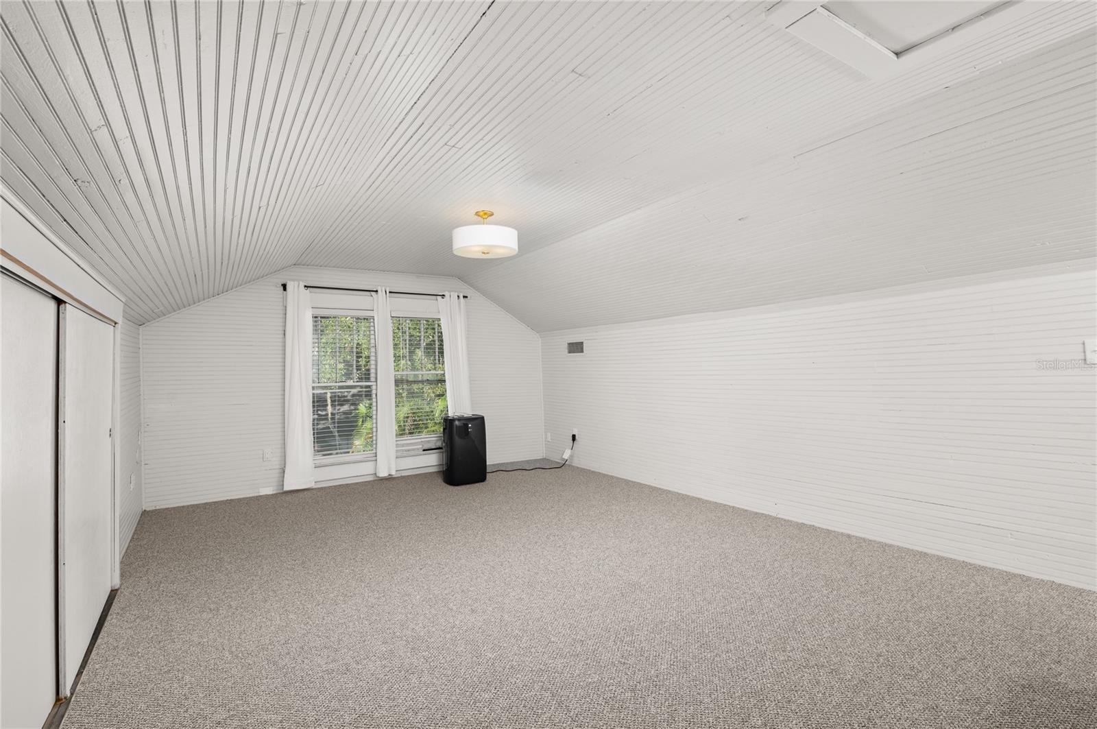 Image 28 of 45 For 40 Smith Street