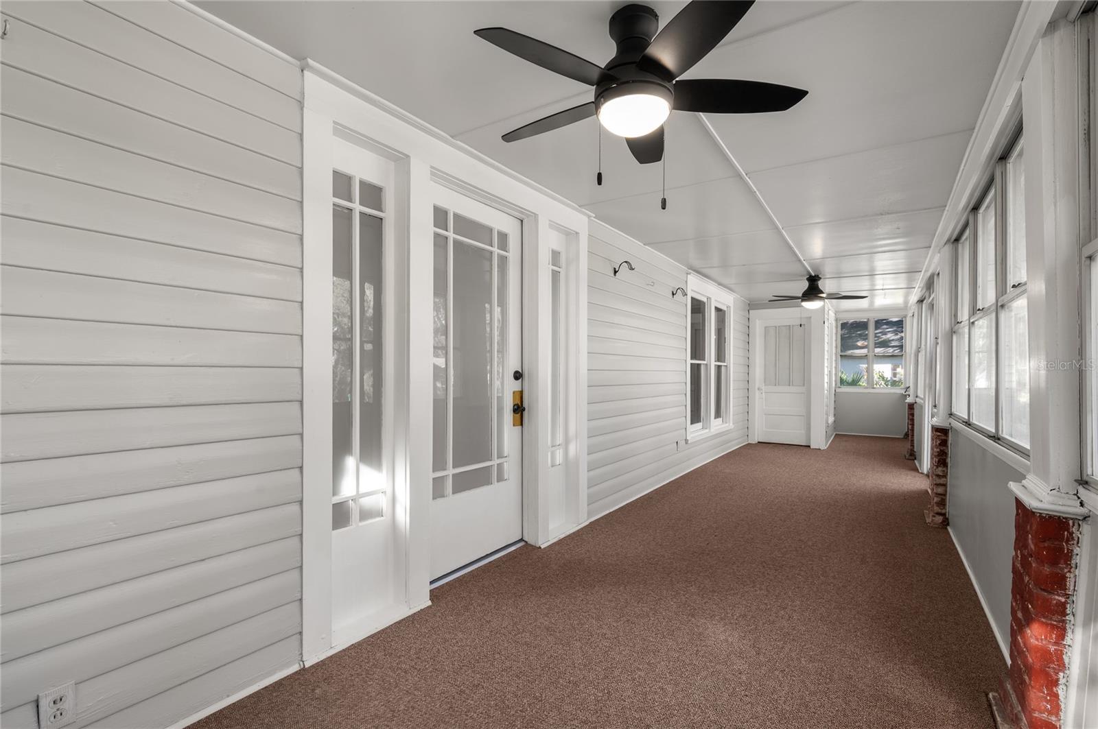 Image 3 of 45 For 40 Smith Street