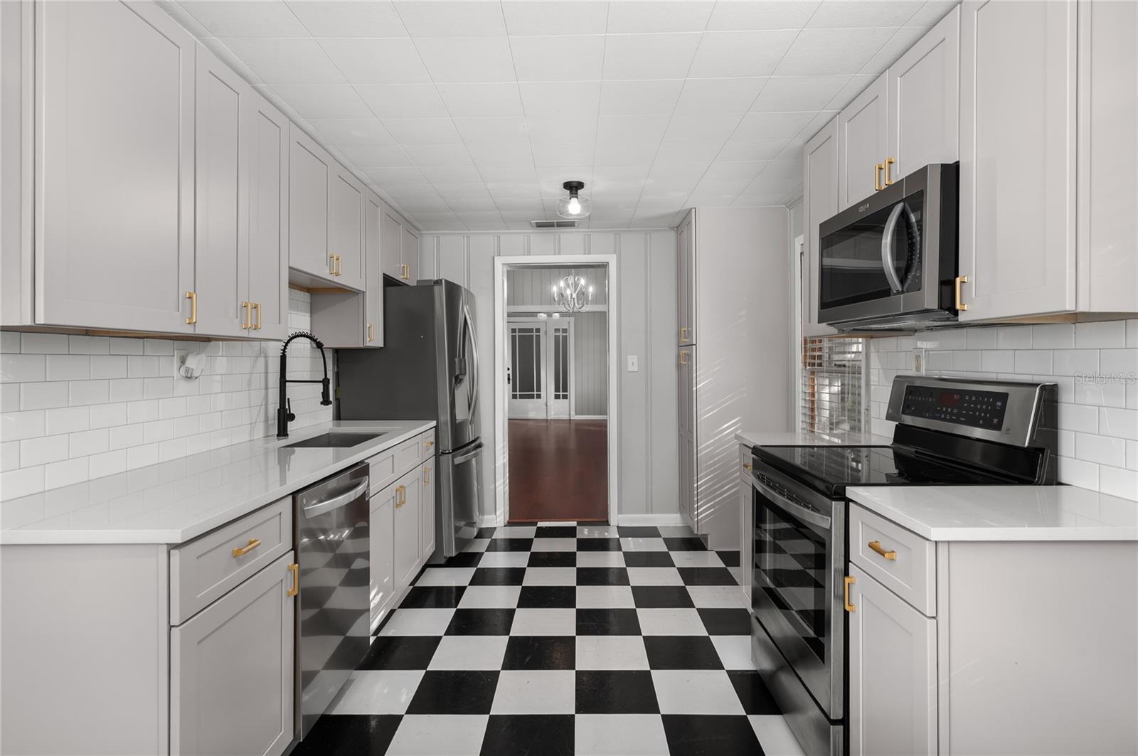 Image 4 of 45 For 40 Smith Street