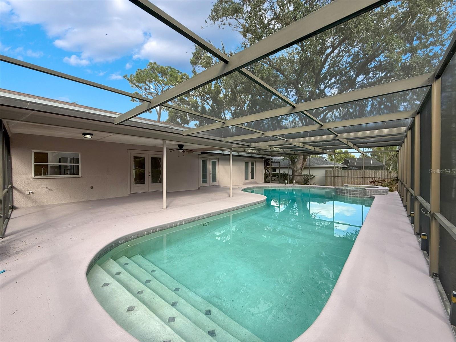 Image 14 of 51 For 2959 Deer Run S