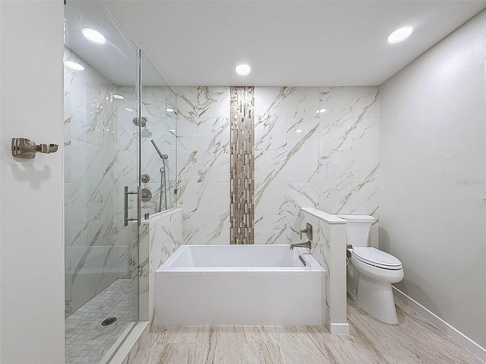 Image 38 of 51 For 2959 Deer Run S