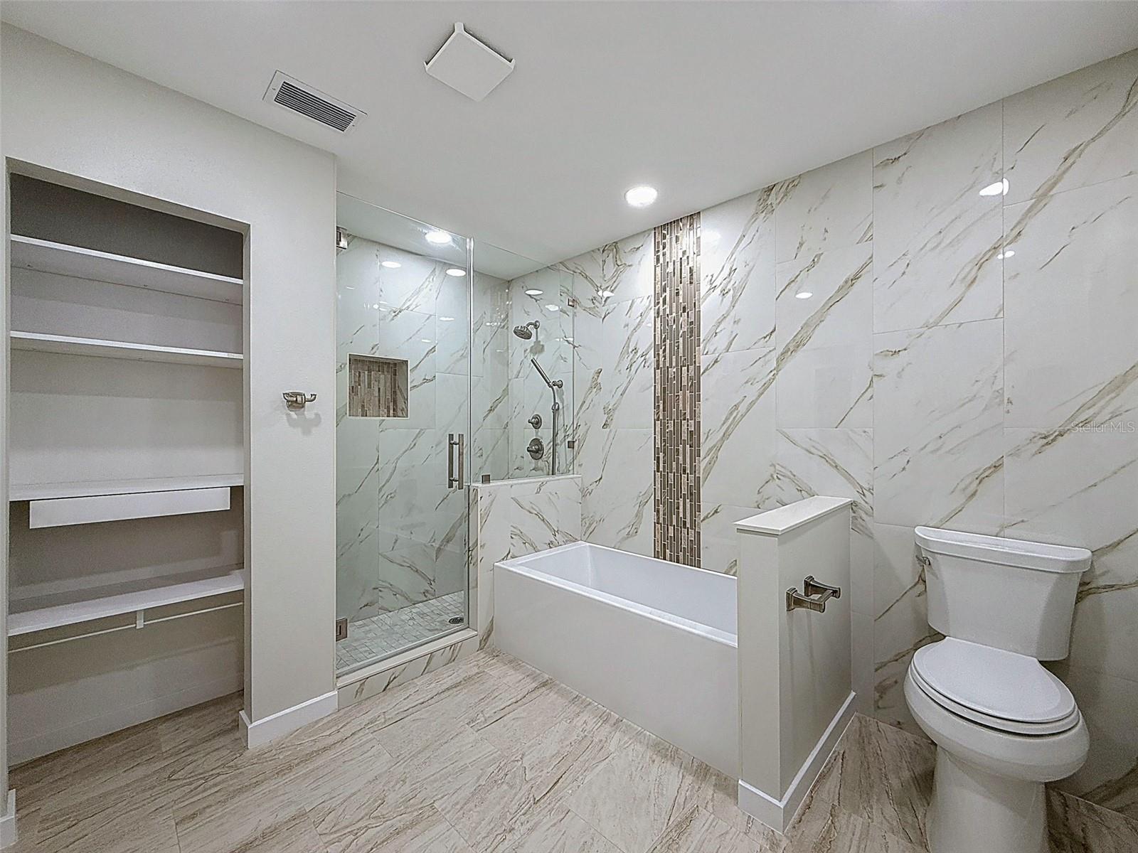 Image 39 of 51 For 2959 Deer Run S