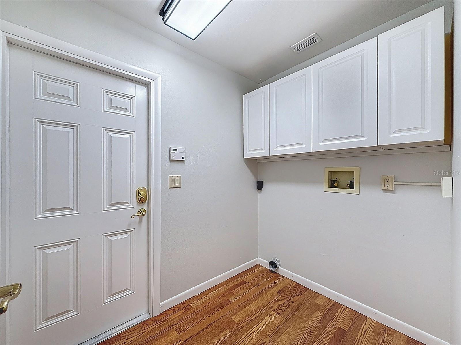 Image 41 of 51 For 2959 Deer Run S