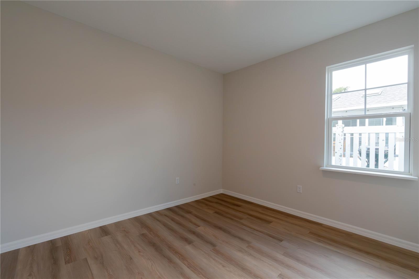 Image 33 of 47 For 1 Ginger Circle