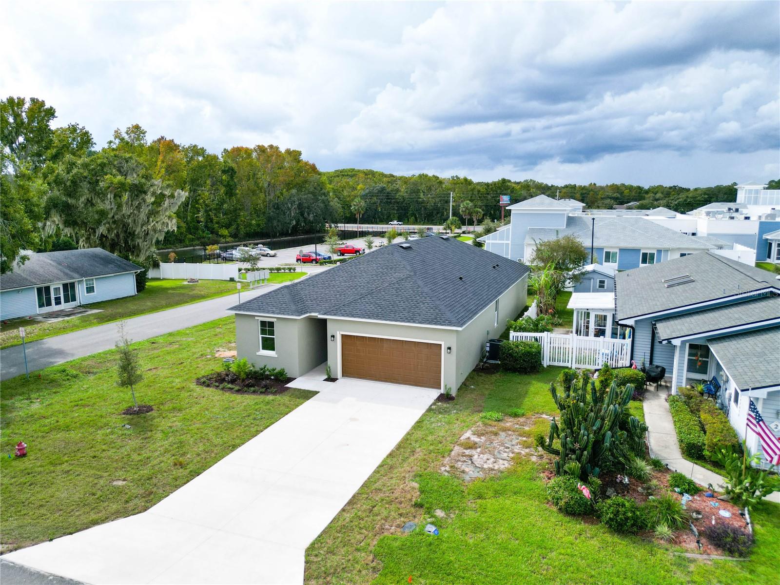 Image 44 of 47 For 1 Ginger Circle