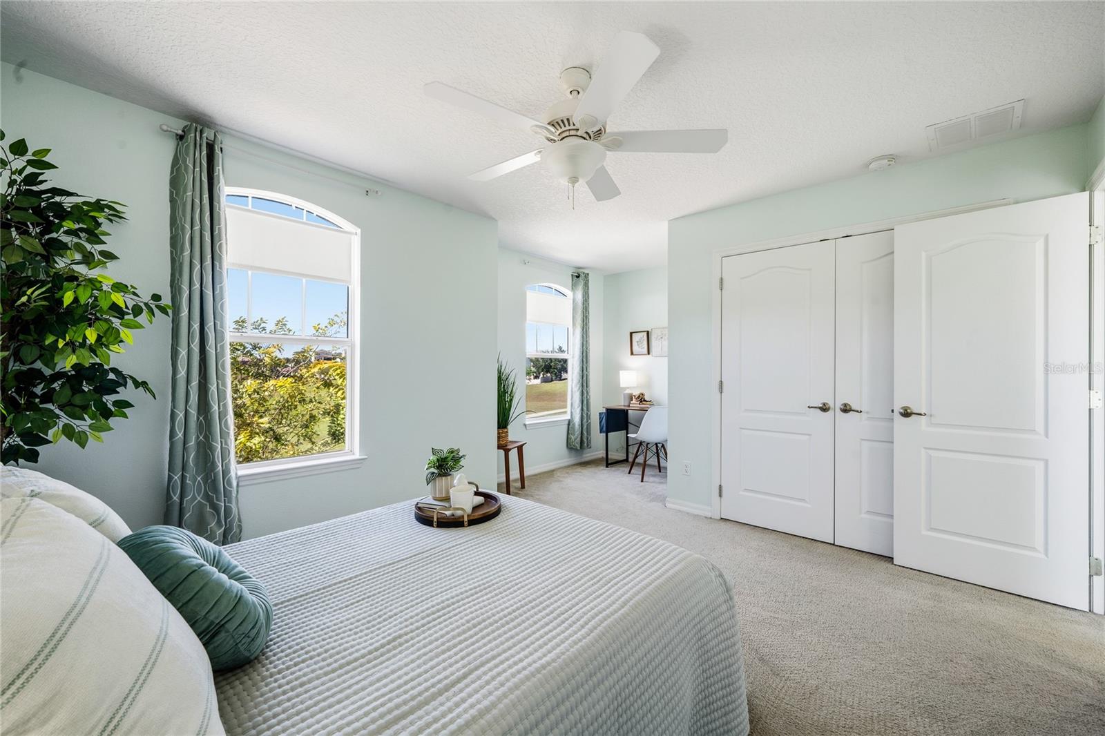 Image 33 of 58 For 842 Oxbow Road