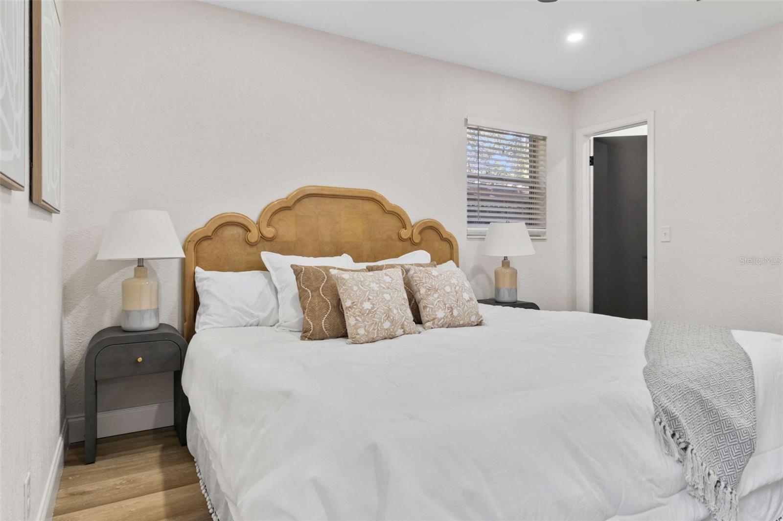 Image 9 of 32 For 4412 Pearl Avenue