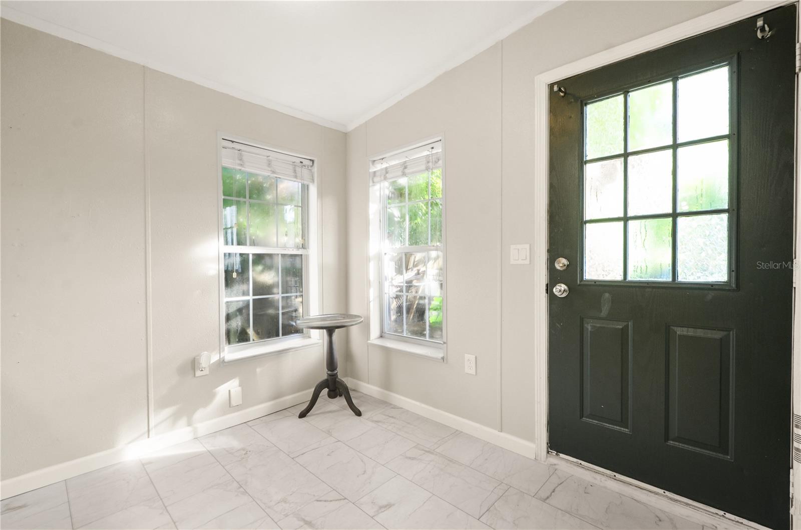 Image 11 of 28 For 1305 Groveland Avenue